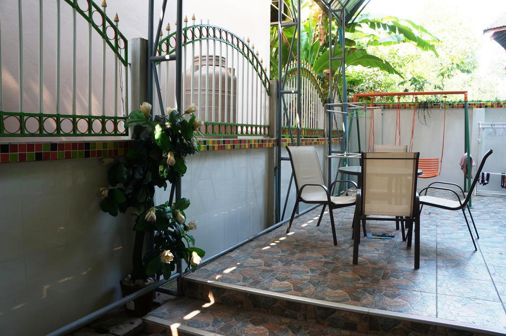 Noble Homestay Chiang Mai Esterno foto
